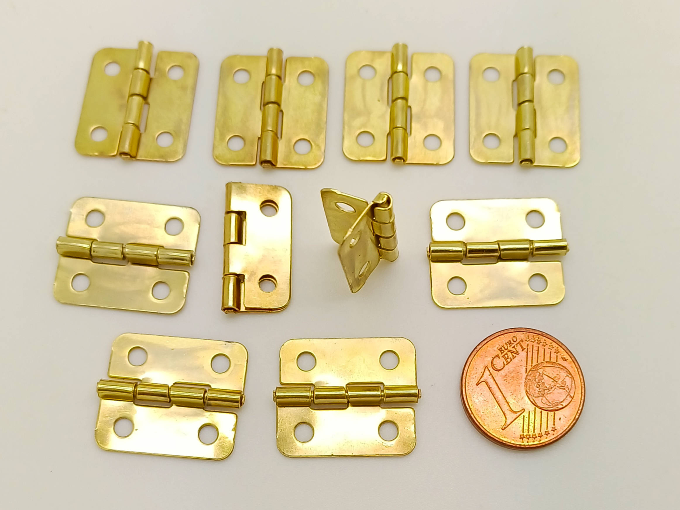 charniere 18x16mm doree pour boite