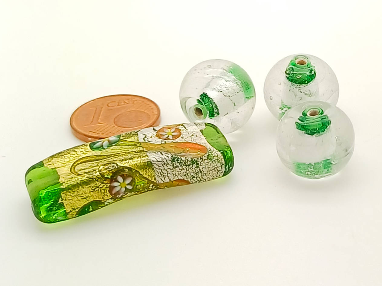 PV-lot-90 perles verre verte