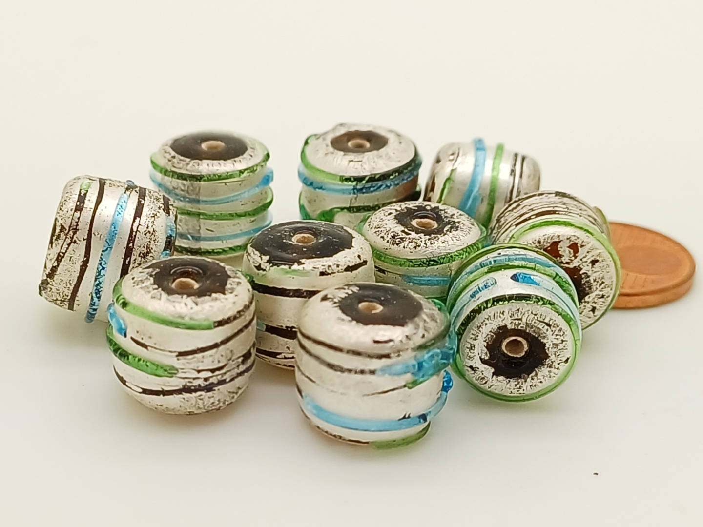PV-lot-104 perles verre argente