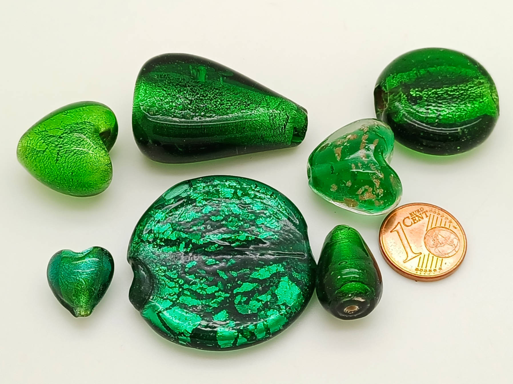 PV-lot-108 perles verre vert emeraude