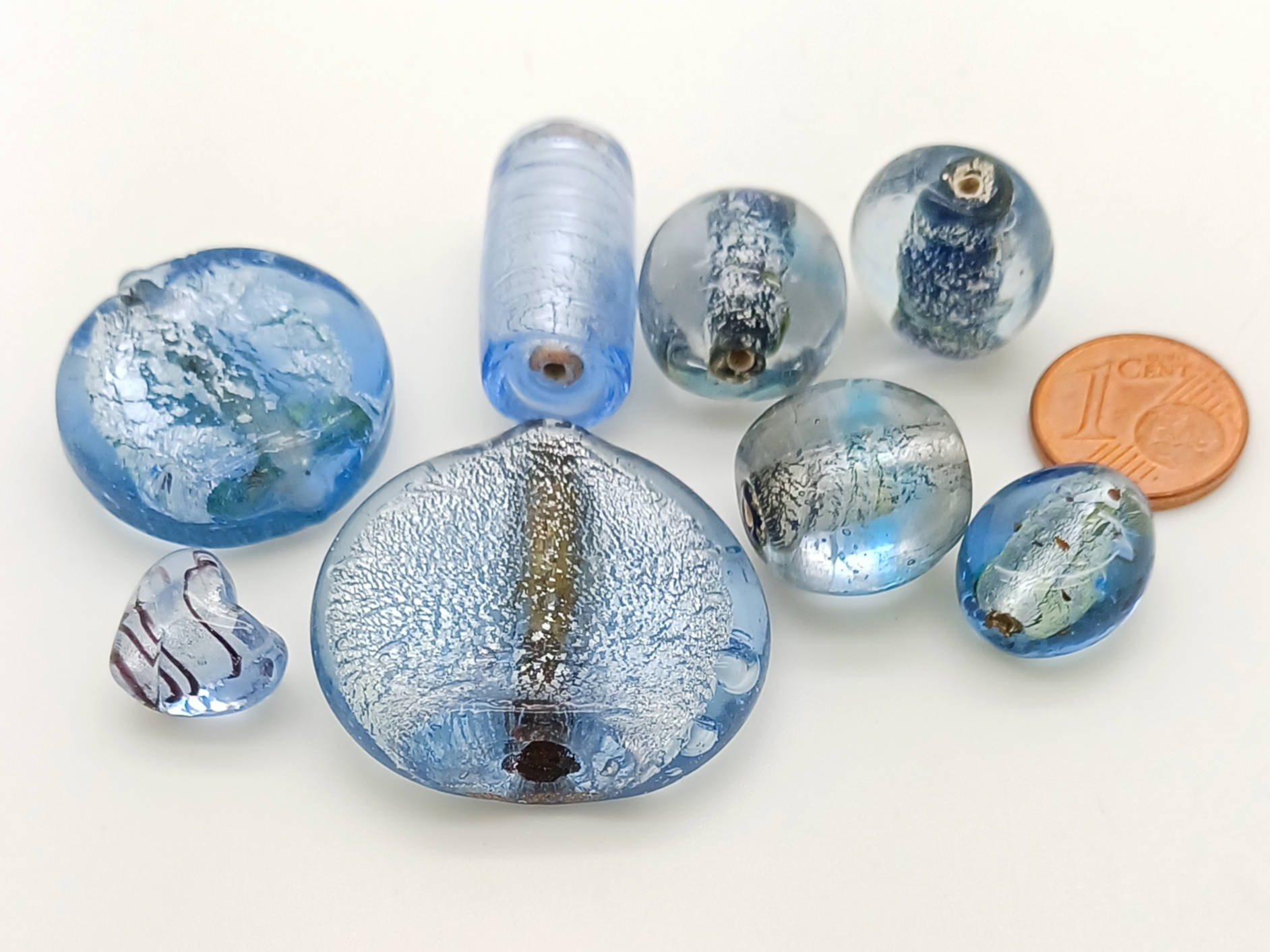 PV-lot-112 perles verre bleu fonce lampwork