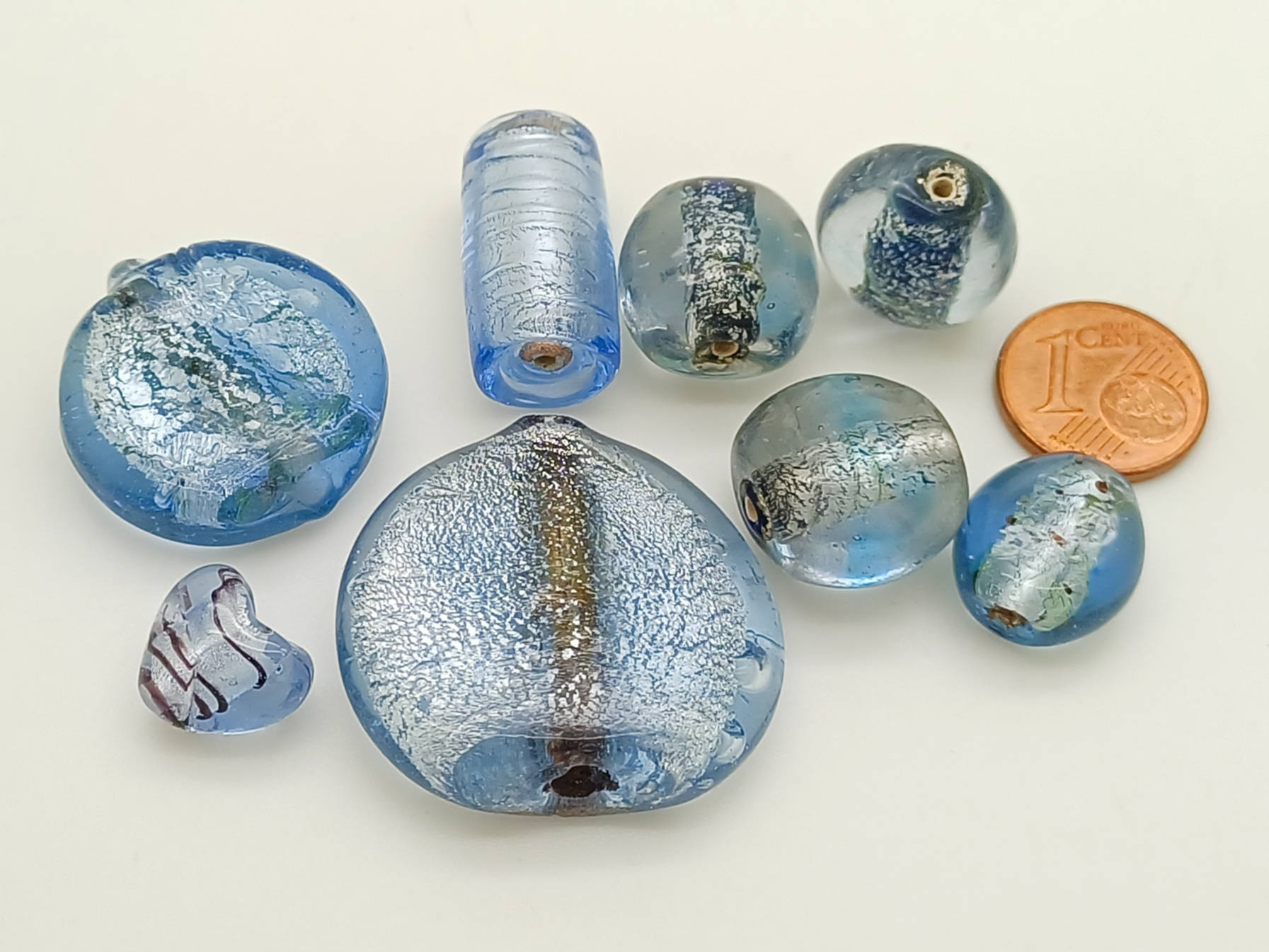 PV-lot-112 perles verre bleu fonce