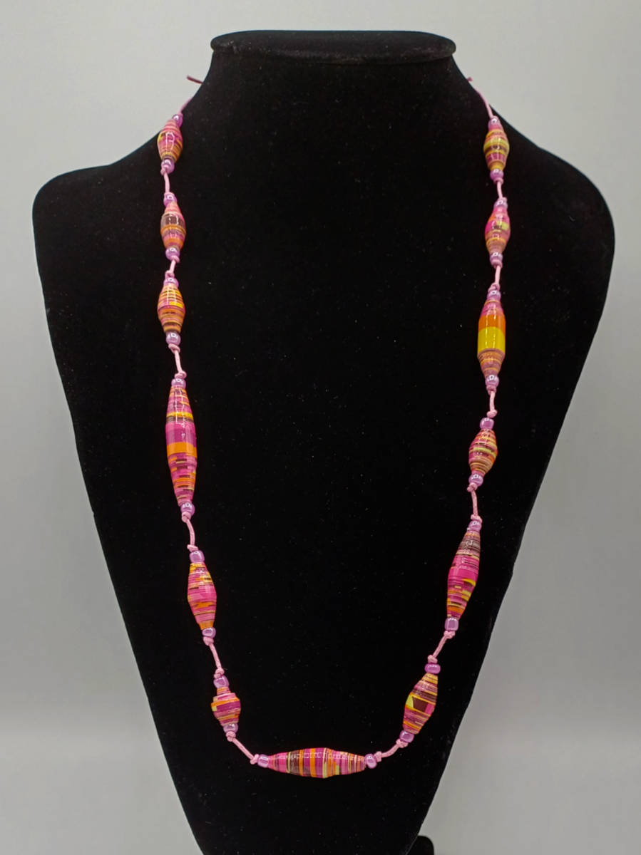 COL04 collier rose perle papier