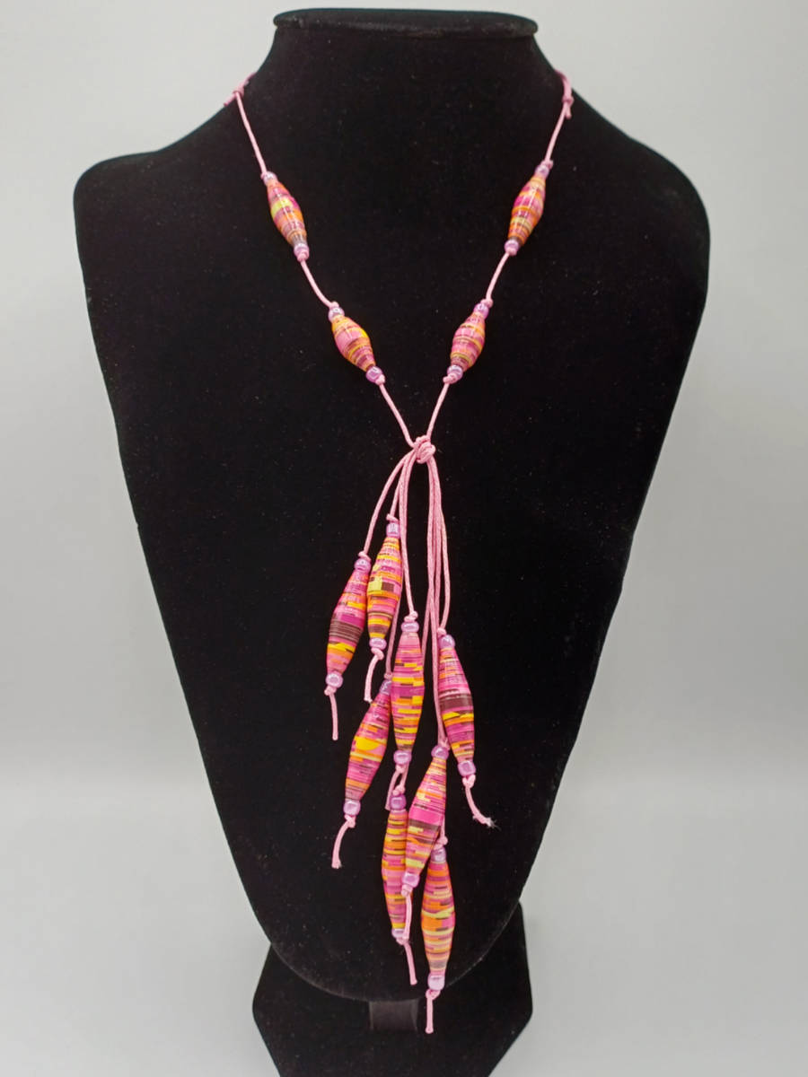 COL11 collier rose perle papier