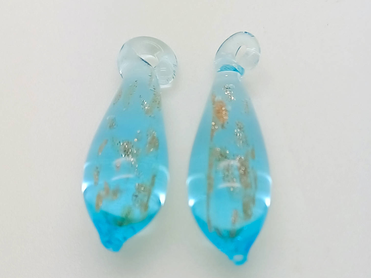 Pend-464-bleu pendentif goutte mini bleu breloque