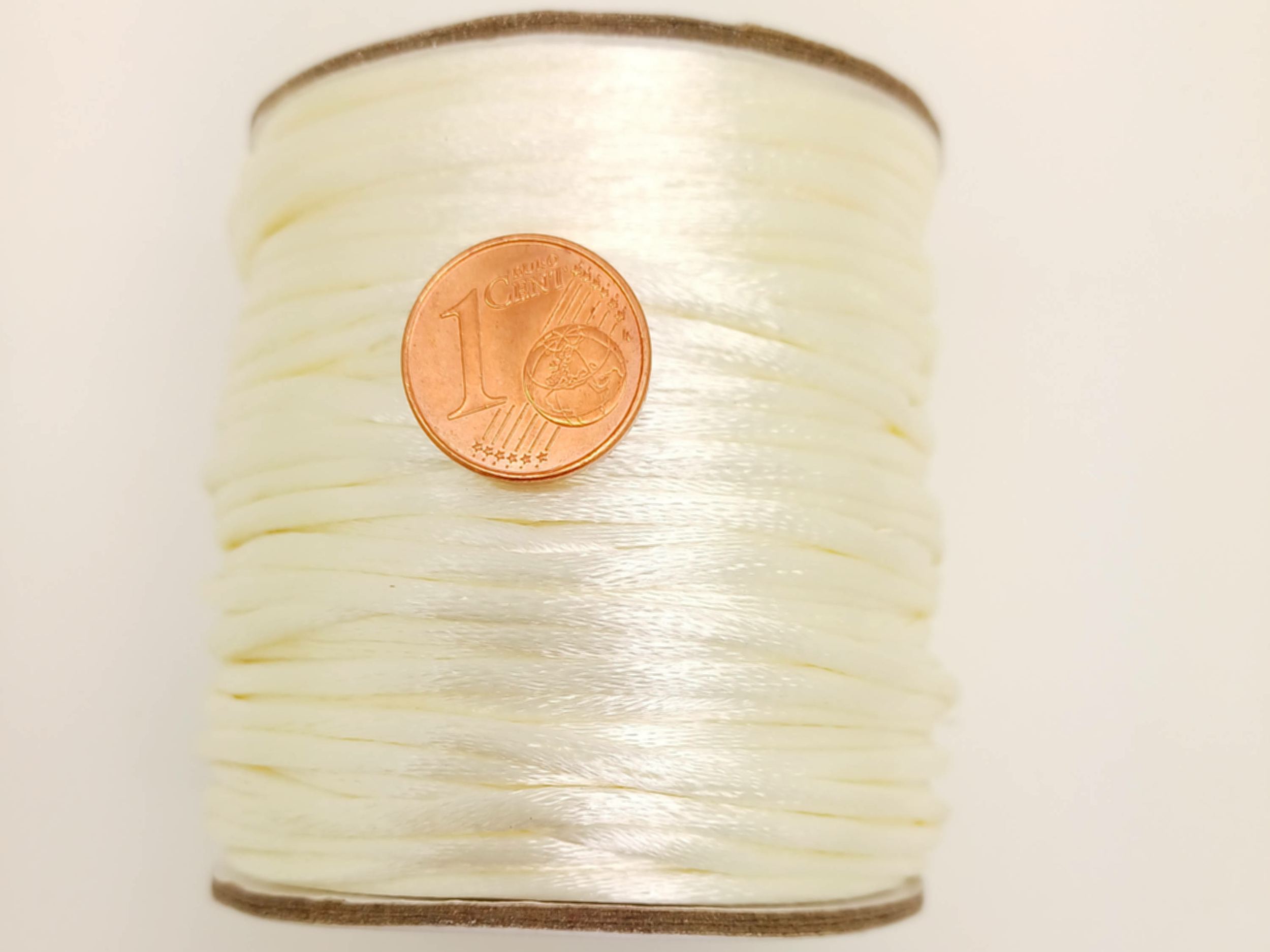 fil queue de rat 2mm creme cordon bijoux