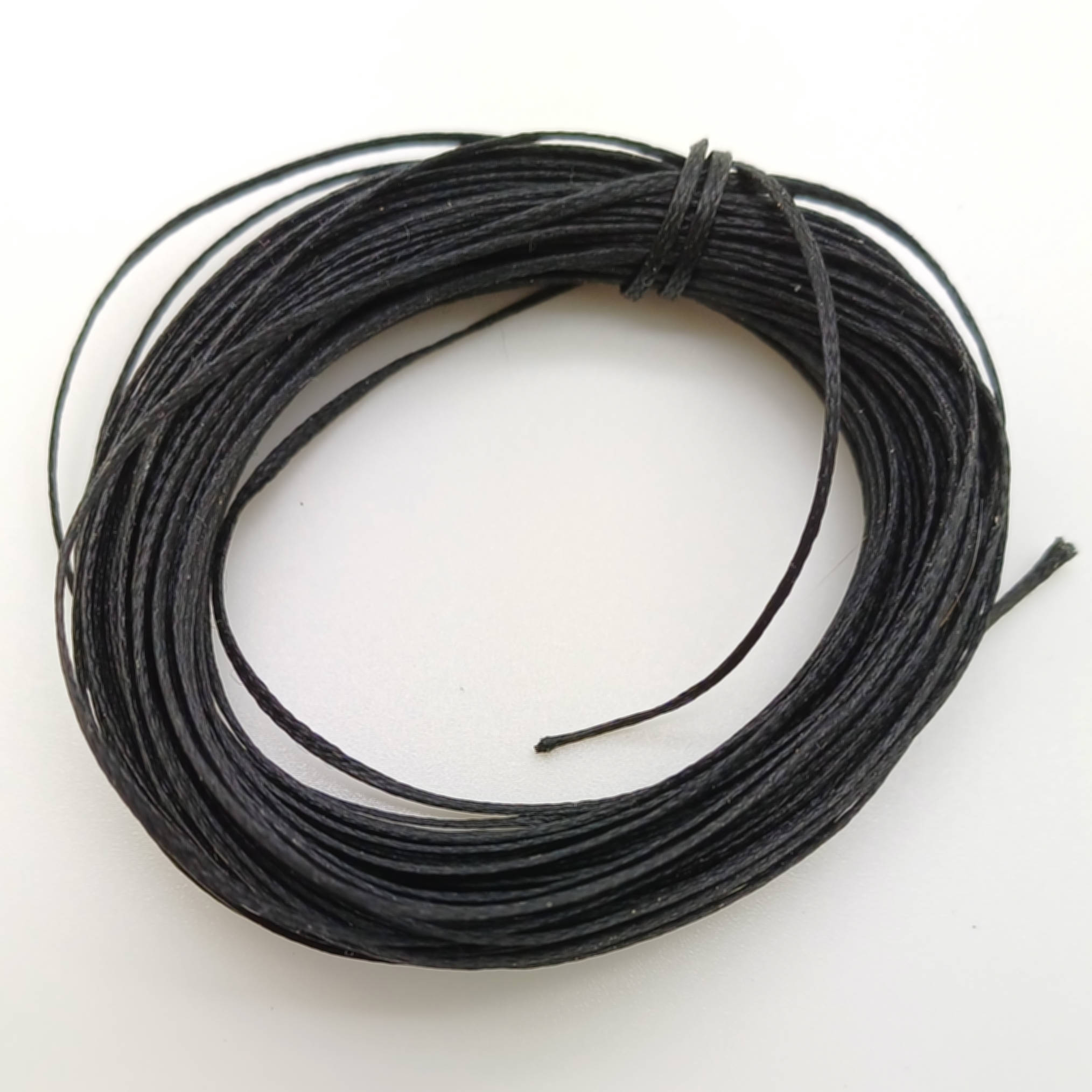 fil plat 1mm noir synthetique polyester
