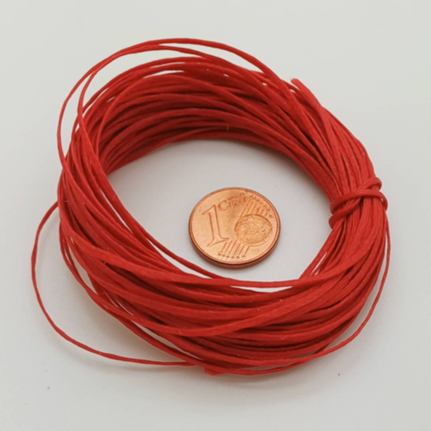 fil plat 1mm rouge echeveau 10m polyester