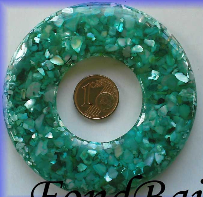 donut pendentif resine vert RES-3