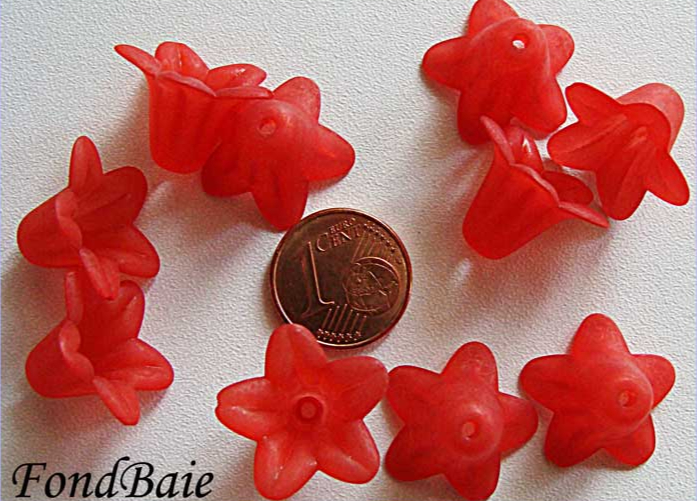 perle acrylique rouge corolle fleur