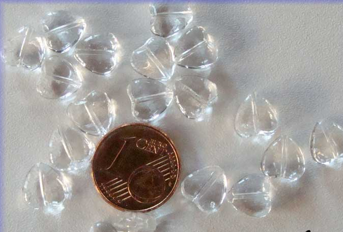 perle verre transparent coeur 8mm