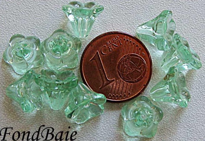 perle cone 8mm vert