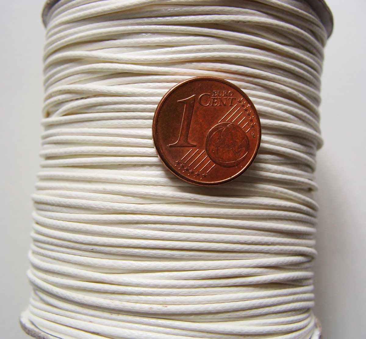 bobine fil coton nylon 1mm blanc