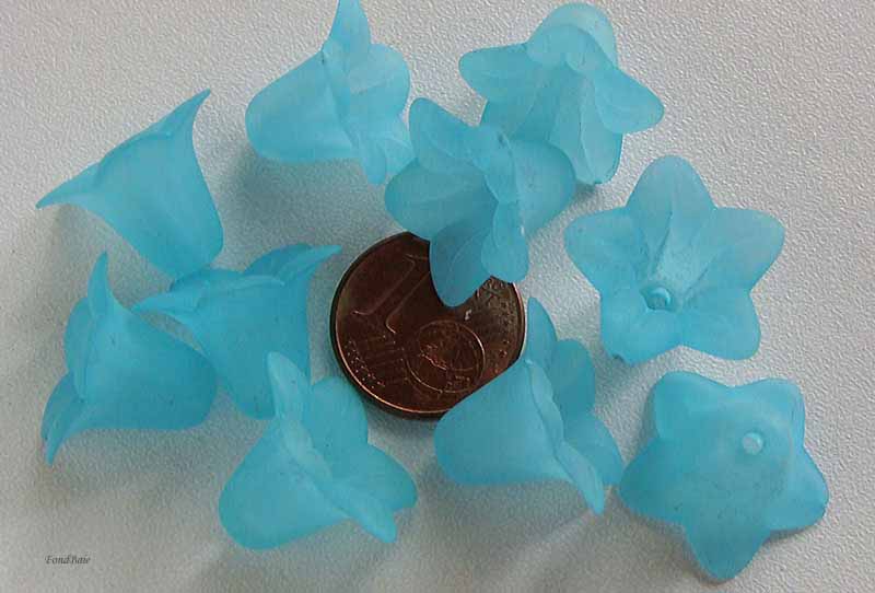 perle acrylique corolle bleu clair