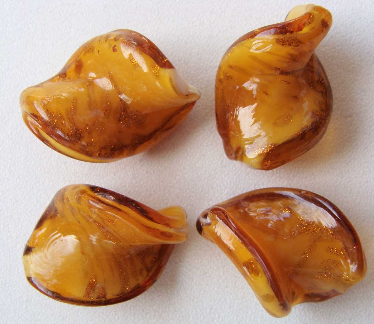perles verre twist marron miel dore p2