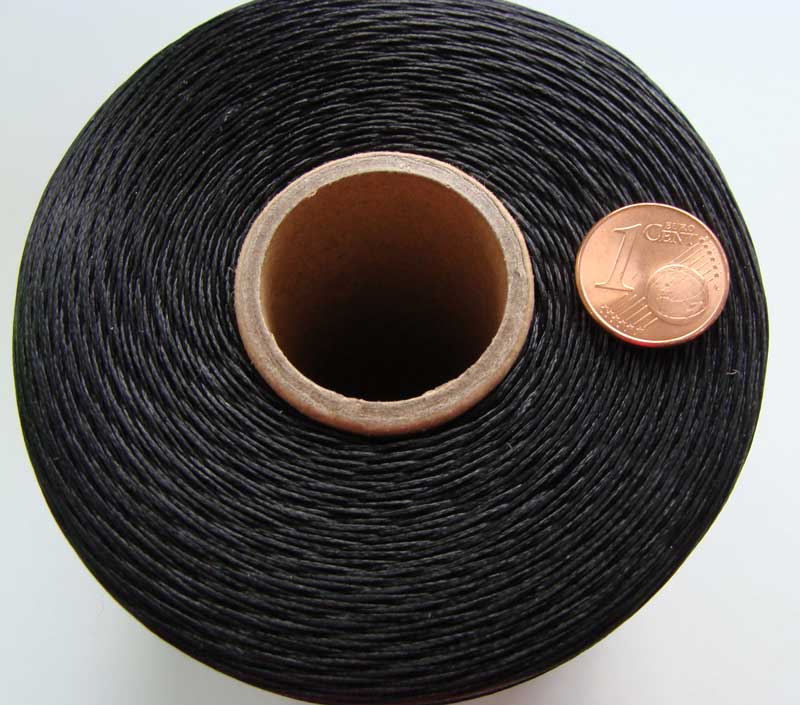 fil coton plat noir bobine p2