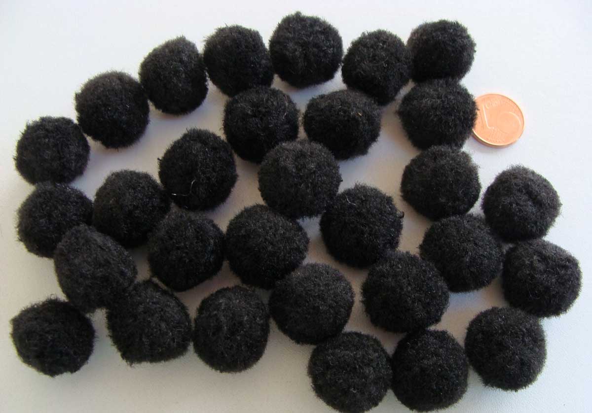 pompon 20mm noir