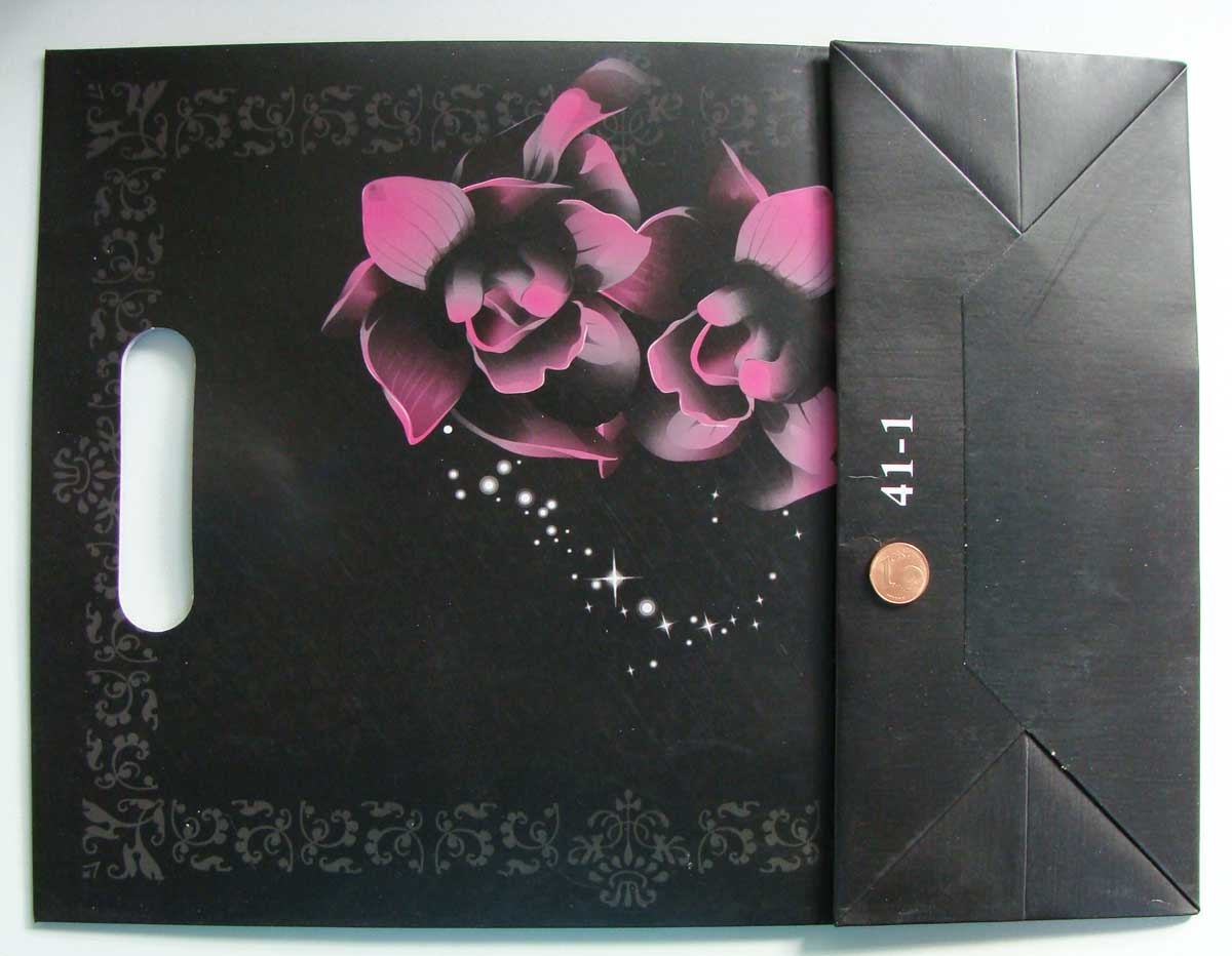 pochette noir fleur 32cm p2