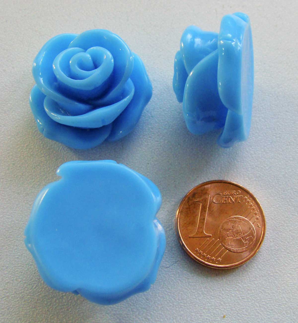 cabochon fleur resine bleu cab70