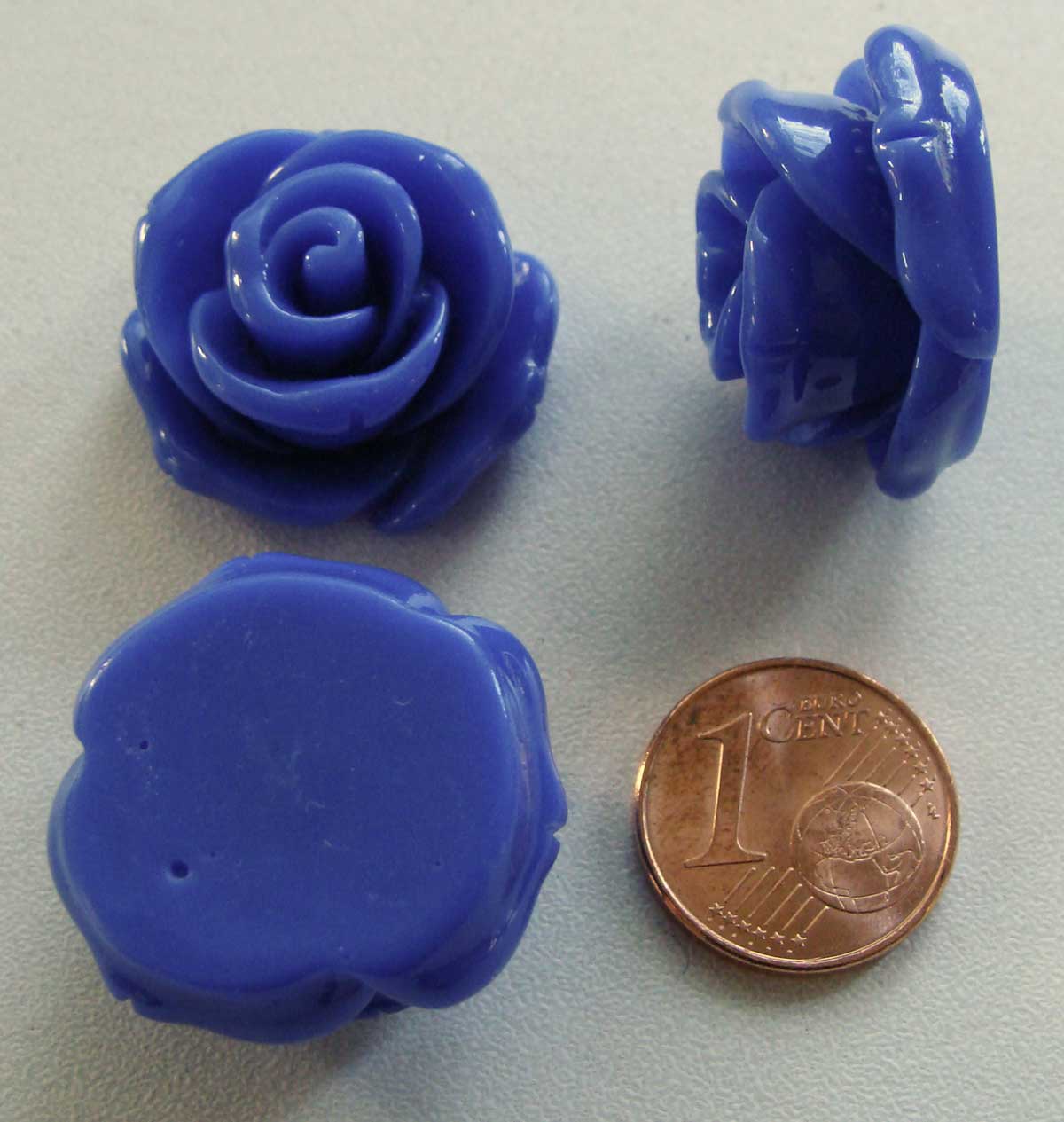 cabochon fleur resine bleu fonce cab71
