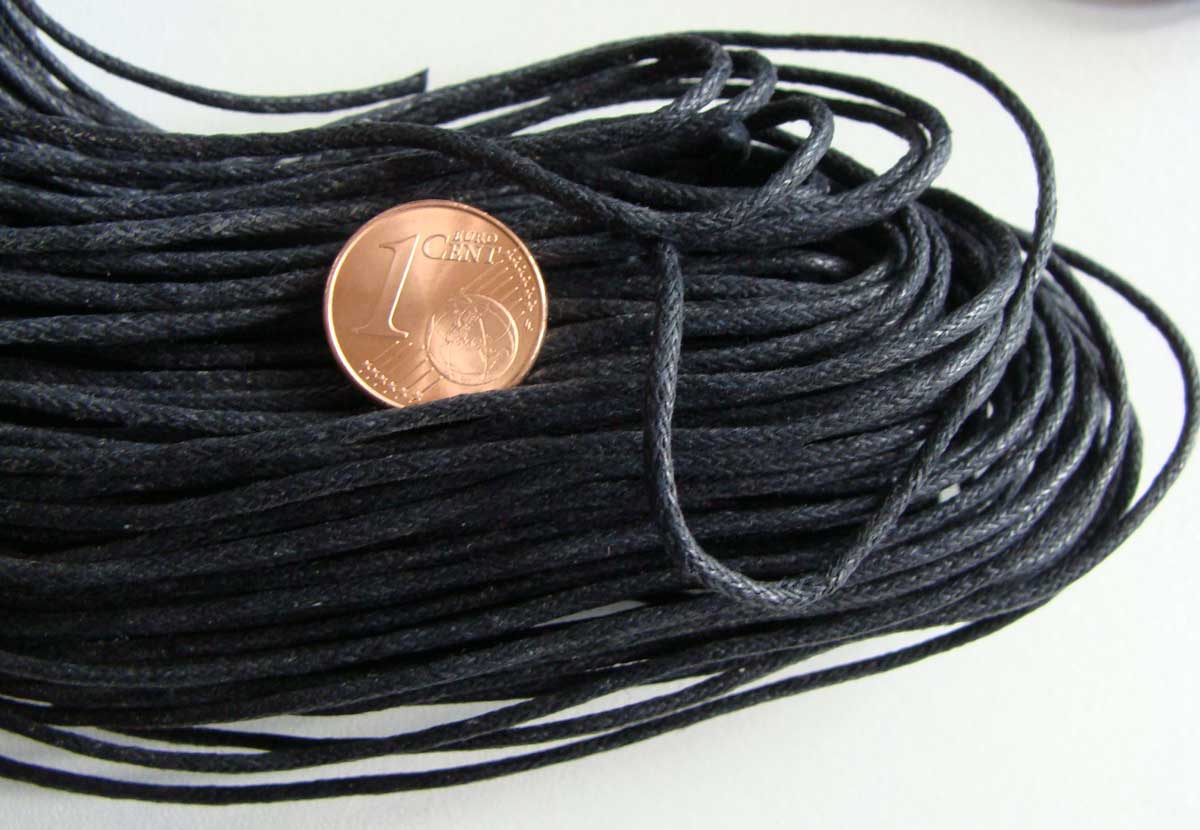 coton cire 1.5mm noir echeveau 75m p2