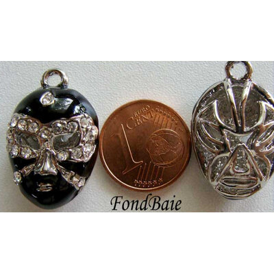 pendentif masque strass noir argent
