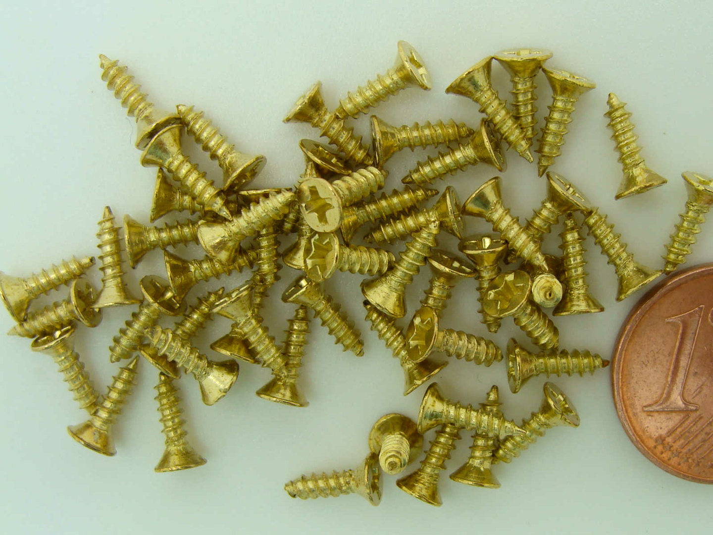 30 petites vis pour cartonnage métal couleur bronze à visser 10mm - Un  grand marché