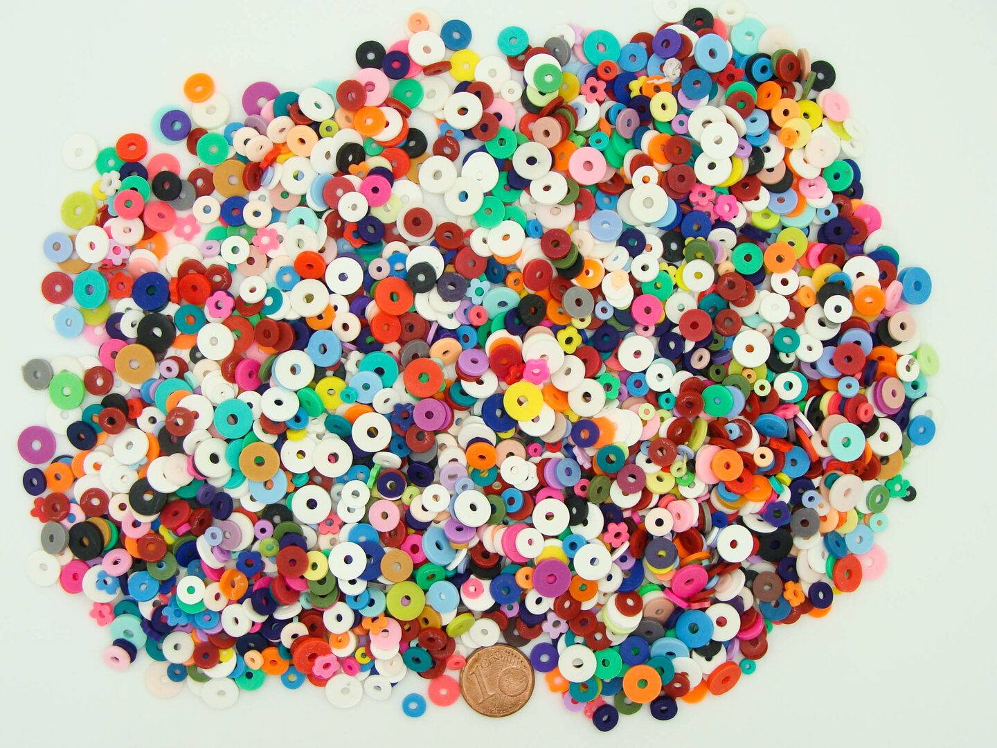 Lot De 14 Perles En Pâte De Verre - Tailles, Couleurs Et Formes Variées - Occasion