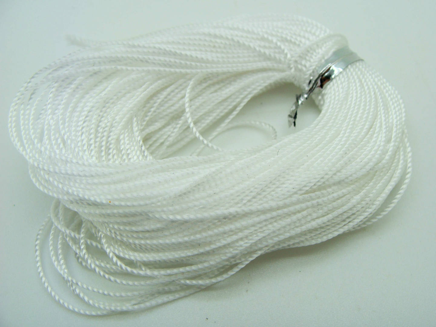 Fil nylon blanc 0.5 mm ( 3 mètres ) - Un grand marché