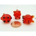mini pendentif cochon rouge noir Pend-185-4