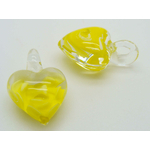 Pend-181-7 5 2 pendentifs coeur jaune vif verre