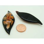 Pend-381-4 pendentif noir fleur orange verre