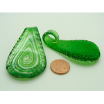 Pend-386-6 pendentif goutte vert spirale verre