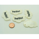 pendentif acrylique hello