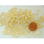 rocaille nacre 4mm creme