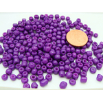 perle rocaille opaque 4mm violet fonce verre