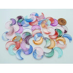 breloques lune en verre mix couleurs PV15