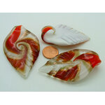 pendentif plume blanc rouge verre Pend-401-3