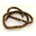 perles bois coco marron en fil PB10