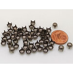 clous 4 pointes pique noir 5mm