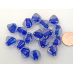PV-lot-31 perle bleu verre carre