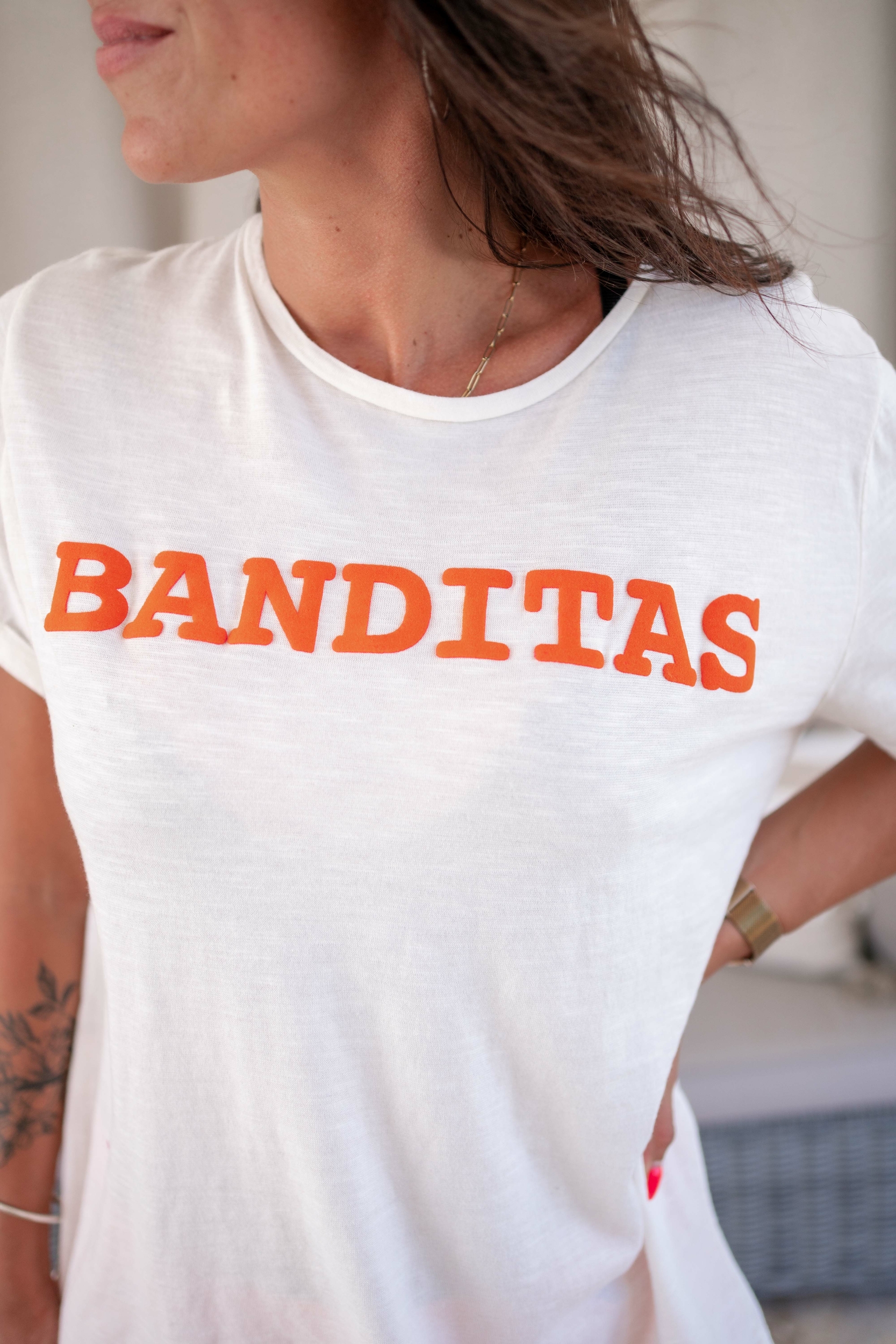 T-shirt JOLAN mc écru/orange Banditas