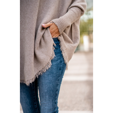pull_tristan_taupe_coupe_loose_keva