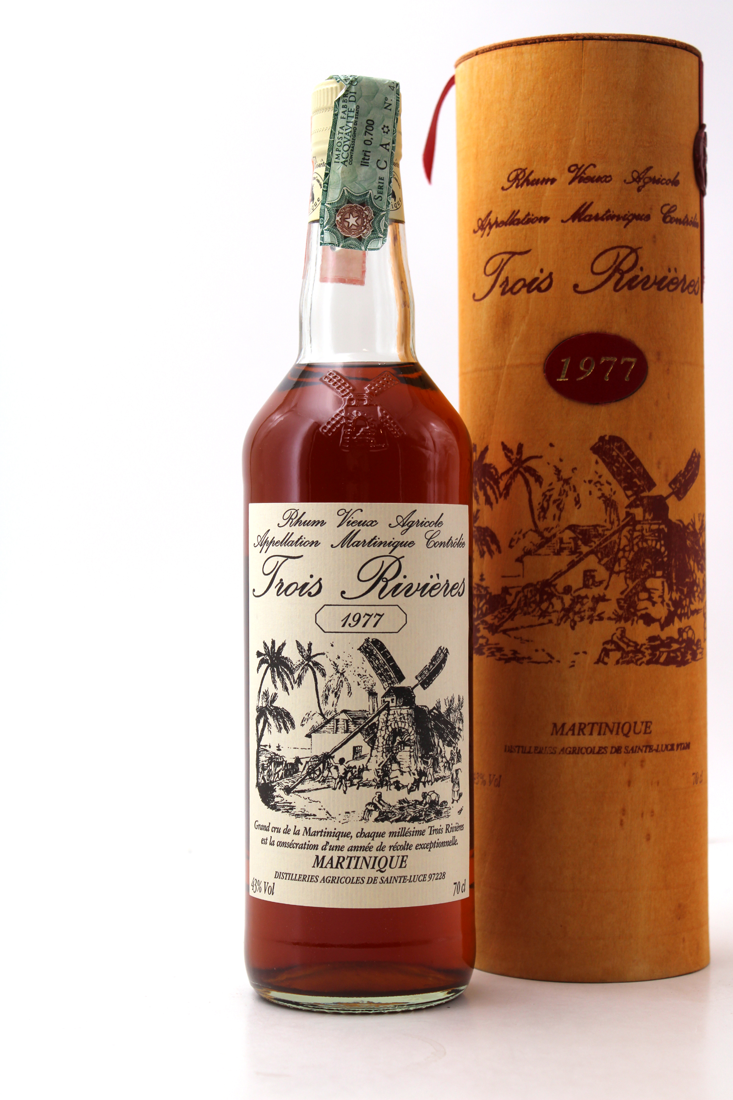 Rhum 3 rivieres 1977