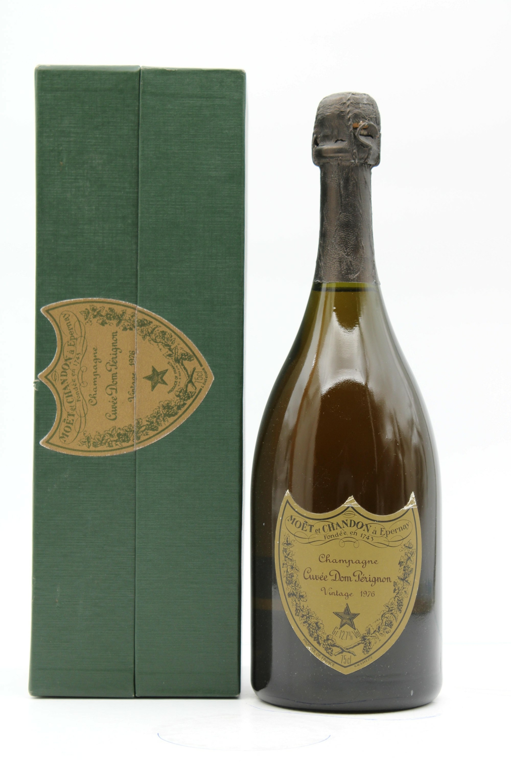 Champagne Dom Perignon 1983 - 75cl - Stephconti Vins Champagne Dom Perignon 1983 - 75cl - Stephconti Vins