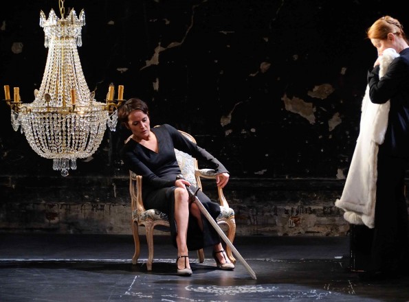 lustre montgolfiere theatre