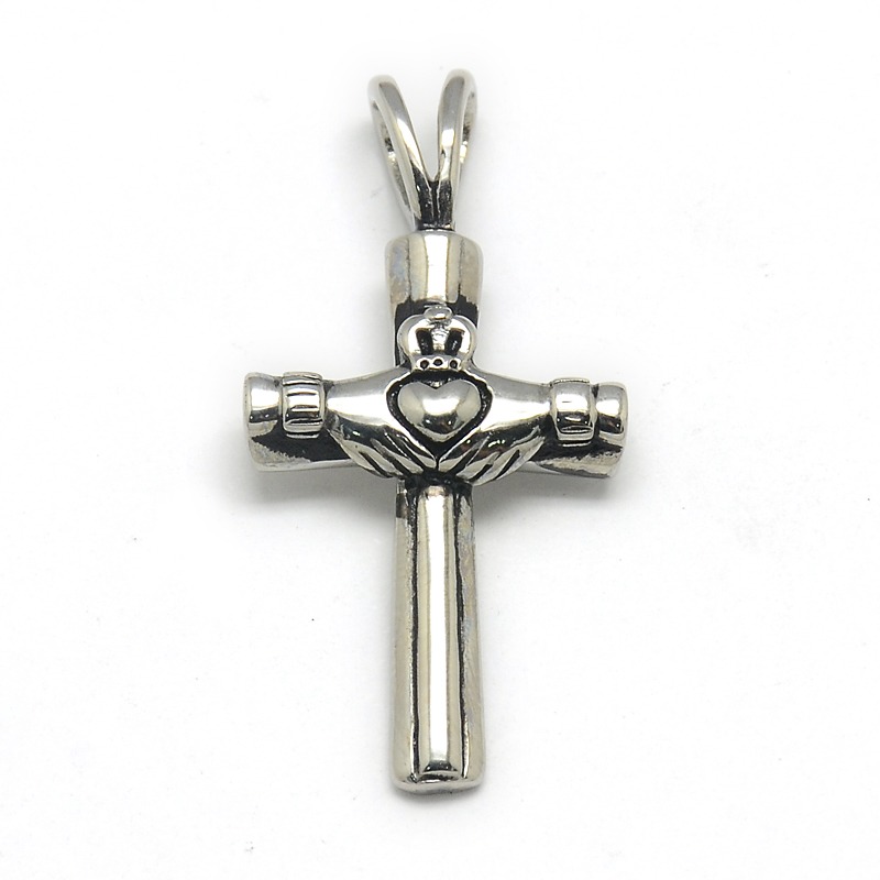 croix-claddagh-buffy