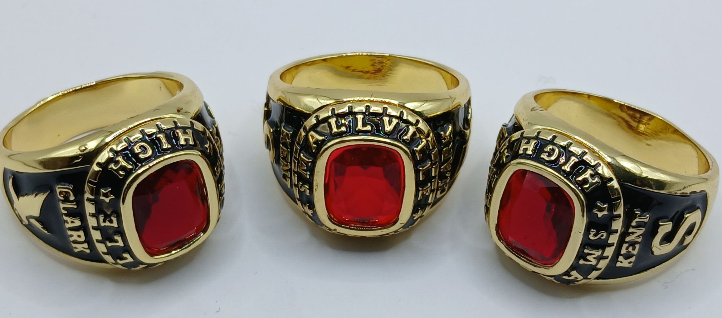 bague-smallville-high-01