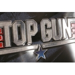 plaque-metal-en-relief-logo-top-gun