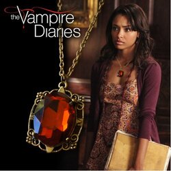 Collier Infini Doré Avec Perles - Style Caroline Forbes De Vampire Diaries